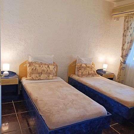The Coastal Apartment Flic-en-Flacq Εξωτερικό φωτογραφία
