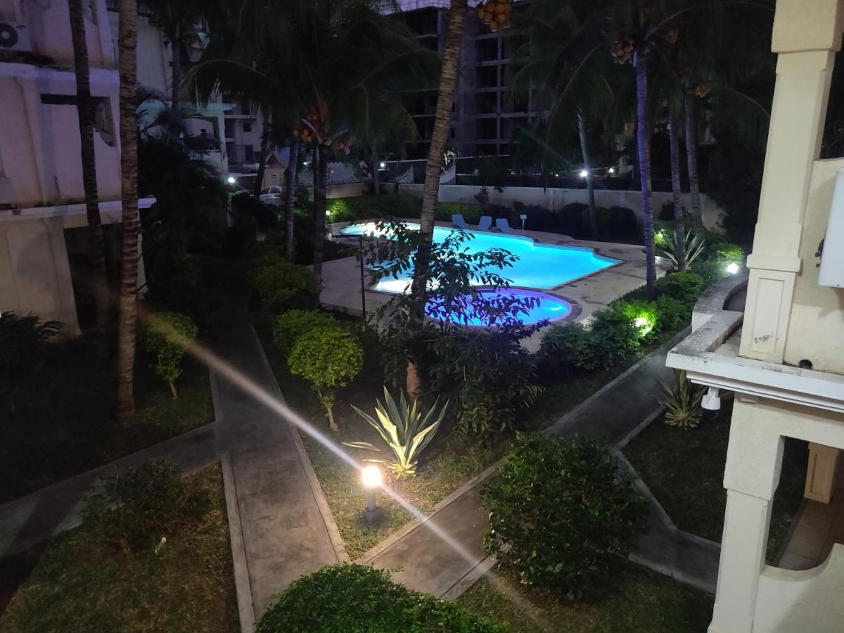 The Coastal Apartment Flic-en-Flacq Εξωτερικό φωτογραφία