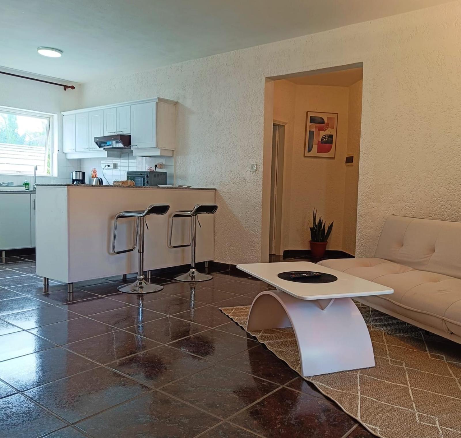The Coastal Apartment Flic-en-Flacq Εξωτερικό φωτογραφία
